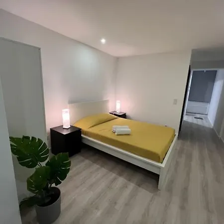 Opo - Fantastic Studio With Garden Porto Room photo